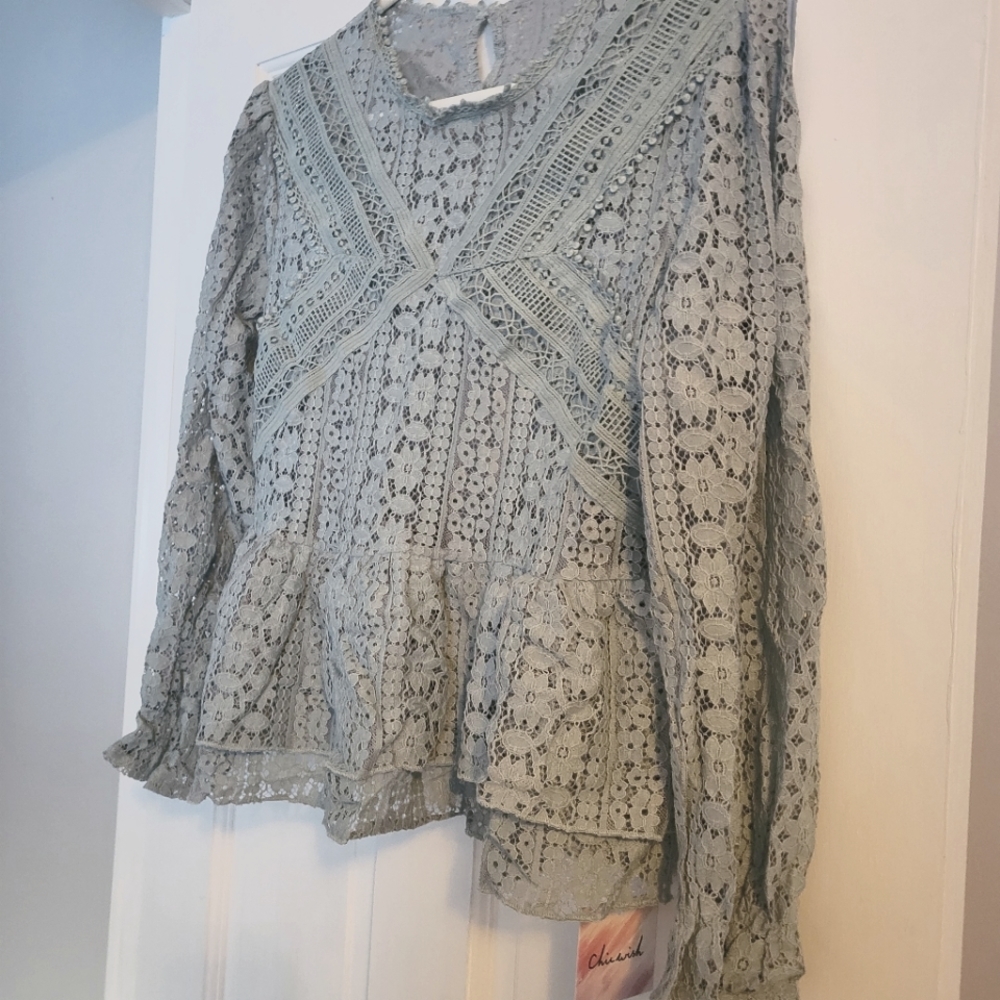 Chicwish Small Top